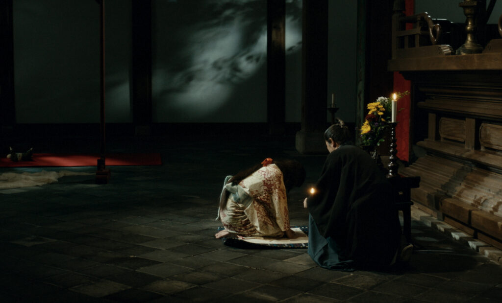 CHARADES_THE-SAMURAI-AND-THE-PRISONER_FTR_TXT-JAP_169-166_1080p2